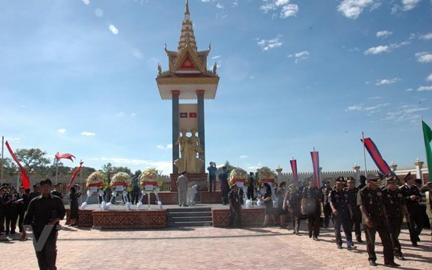 Khanh Hoa accorde 15 milliards de dongs a un projet d’amitie au Cambodge hinh anh 1