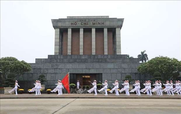 Le Comite de gestion du Mausolee du President Ho Chi Minh valorise toujours sa tradition hinh anh 1