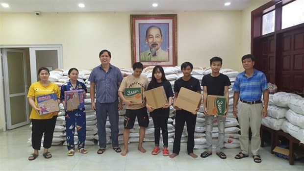Kien Giang aux cotes des travailleurs vietnamiens au Cambodge impactes par le COVID-19 hinh anh 1