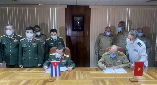 Vietnam-Cuba : Renforcement de la cooperation bilaterale dans la defense hinh anh 2
