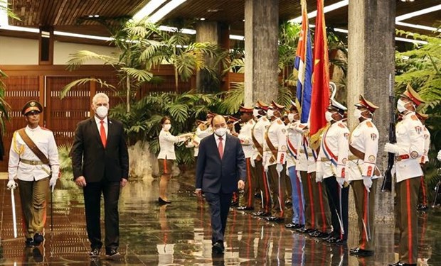 Ceremonie d'accueil en l’honneur du president Nguyen Xuan Phuc a Cuba hinh anh 1