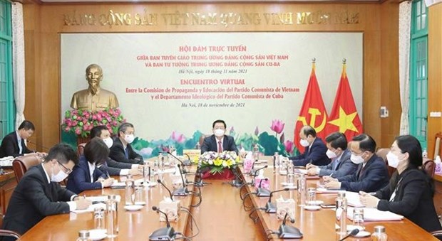 Le Vietnam et Cuba partagent d’experiences en matiere d’edification du Parti hinh anh 1
