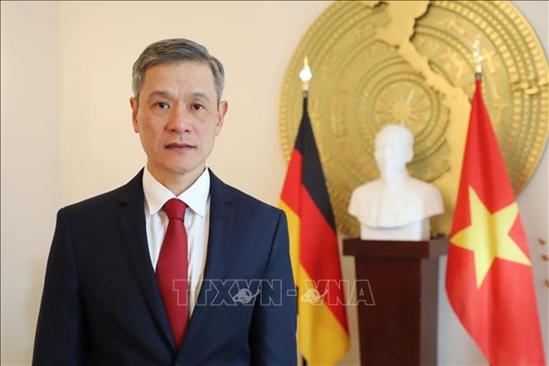 Le Vietnam presente des potentiels de cooperation avec la ville allemande Karlsruhe hinh anh 1