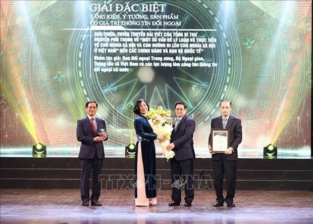 Ceremonie de remise du Prix de l’information pour l’etranger hinh anh 1