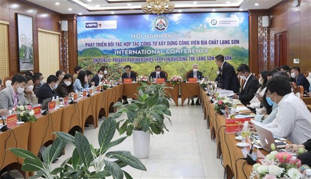 Conference internationale sur le developpement du geoparc de Lang Son hinh anh 2
