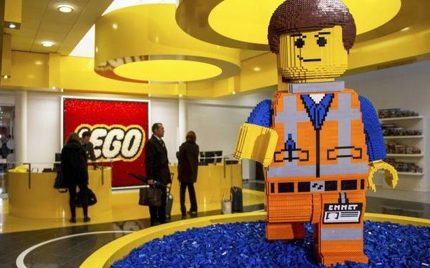 Le groupe LEGO compte construire une nouvelle usine au Vietnam hinh anh 1