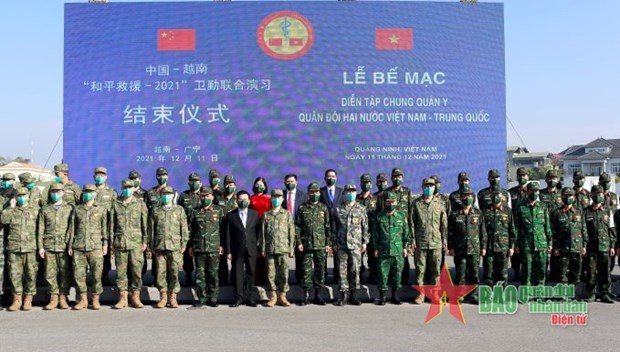 Vietnam et Chine terminent l'exercice medical militaire conjoint 2021 hinh anh 1