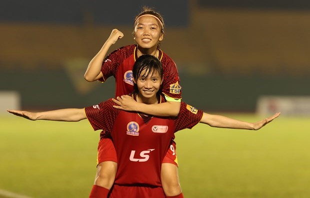 La FIFA et l'ASEAN discutent du developpement du football feminin hinh anh 1