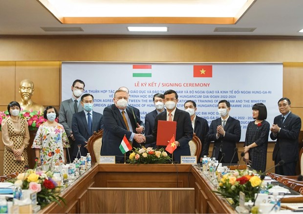 Le Vietnam et la Hongrie renforcent leur cooperation dans l’education hinh anh 1