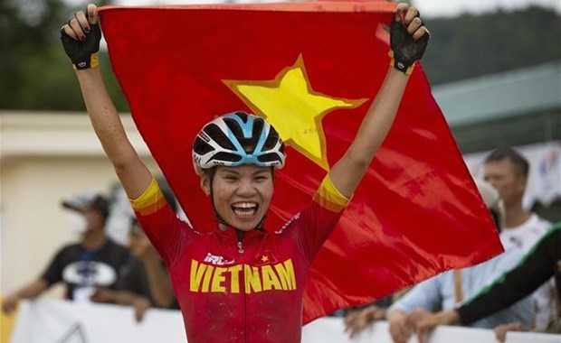 SEA Games 31 : le Vietnam decroche l’or en cross-country olympique feminin hinh anh 2