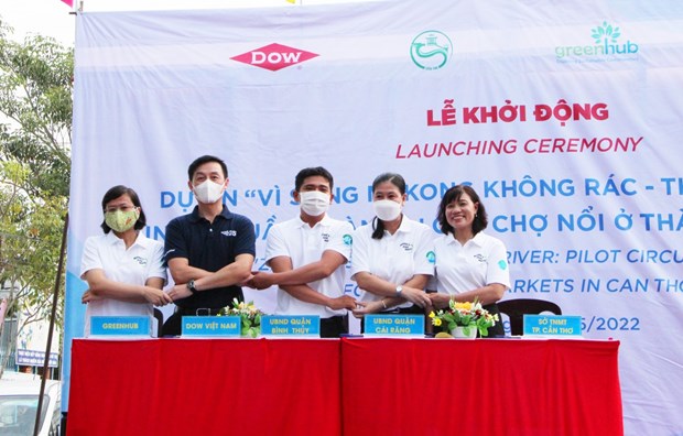 Can Tho lance un projet de reduction de dechets sur le Mekong hinh anh 1