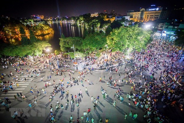 Hanoi promeut le developpement de l’economie nocturne hinh anh 1