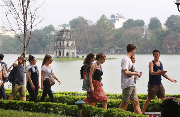 Hanoi vise sept millions de touristes etrangers d'ici 2025 hinh anh 1