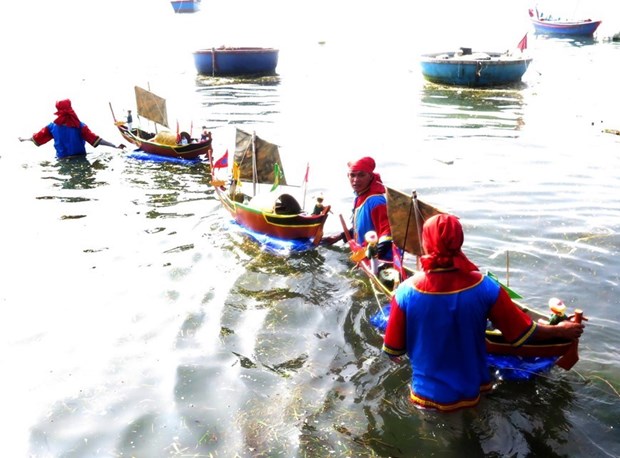 Ceremonie en memoire de la Flottille de Hoang Sa a Quang Ngai hinh anh 2