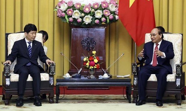 Le president Nguyen Xuan Phuc recoit le gouverneur de la prefecture japonaise de Gunma hinh anh 1