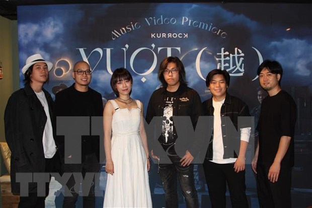 Le premier groupe de rock vietnamien au Japon presente un clip musical hinh anh 1