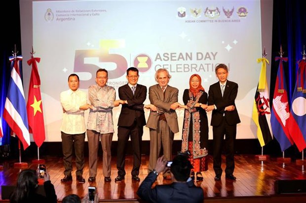 Activites en l’honneur du 55e anniversaire de l’ASEAN au Mexique et en Argentine hinh anh 1