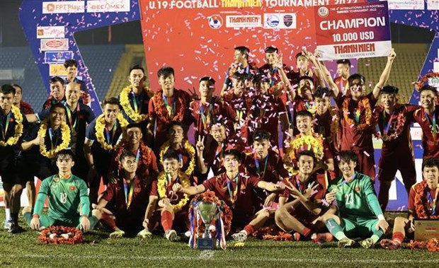 Football : le Vietnam remporte le Coupe des U19 du Journal Thanh Nien hinh anh 1