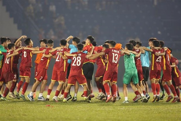 Football : le Vietnam remporte le Coupe des U19 du Journal Thanh Nien hinh anh 2