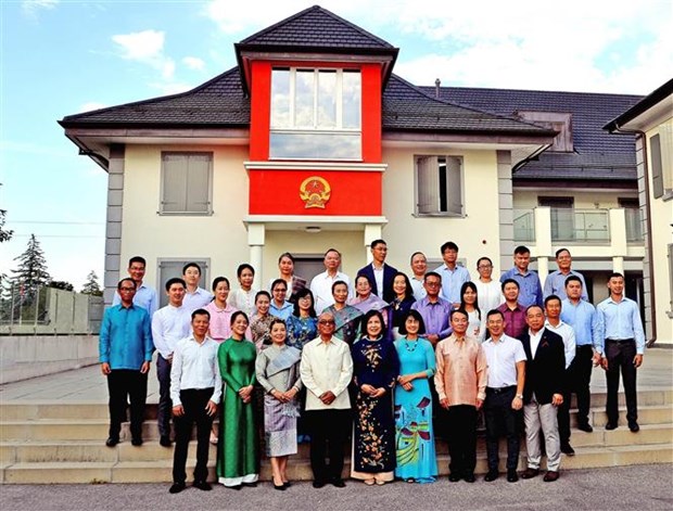 Les missions a Geneve celebrent le 60e anniversaire des relations Vietnam-Laos hinh anh 1