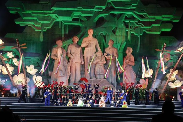 Reception a Tuyen Quang du certificat de l’UNESCO pour le chant Then hinh anh 1