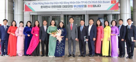 Renforcement des relations entre Ho Chi Minh-Ville et Busan hinh anh 1
