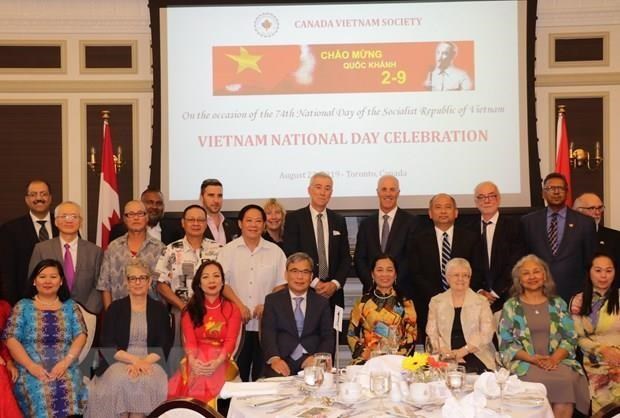 La fete nationale du Vietnam est celebree au Canada et a Hong Kong (Chine) hinh anh 1