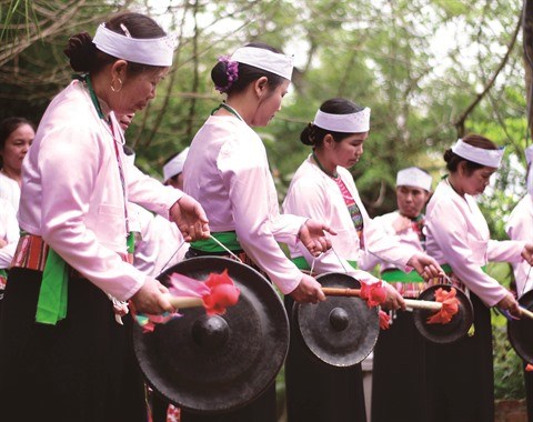 Les gongs, un art ancre dans la culture Muong hinh anh 1