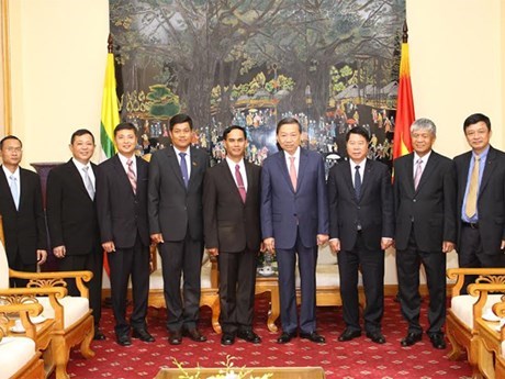Vietnam et Myanmar renforcent la cooperation dans la securite hinh anh 1
