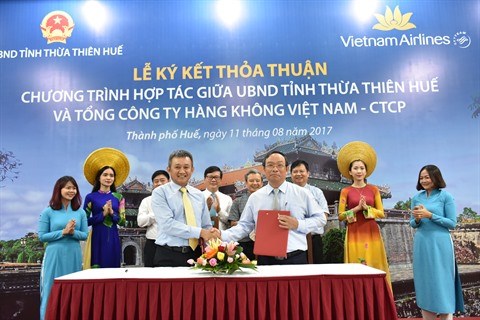 Vietnam Airlines et Thua Thien-Hue s’associent pour se donner des ailes hinh anh 1