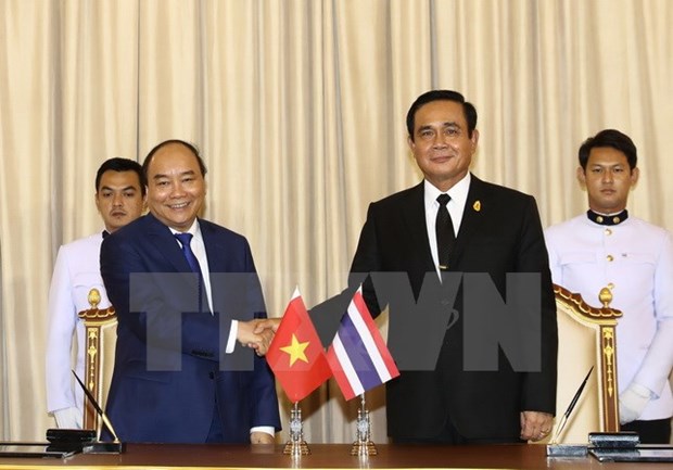 Vietnam-Thailande : entretien entre les deux Premiers ministres hinh anh 1