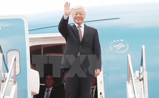 Le SG du PCV Nguyen Phu Trong termine sa visite en Indonesie et au Myanmar hinh anh 1