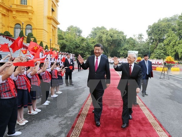 Le Vietnam et la Chine concluent 19 accords de cooperation hinh anh 1