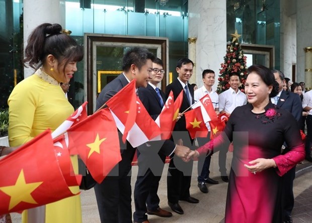 La presidente de l’AN termine sa visite officielle a Singapour et en Australie hinh anh 1