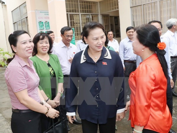 La presidente de l’AN Nguyen Thi Kim Ngan rencontre des electeurs de Can Tho hinh anh 1