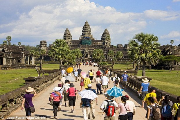 Le Cambodge espere attirer 6,1 millions de touristes etrangers en 2018 hinh anh 1