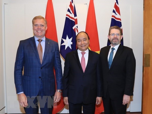 Le PM Nguyen Xuan Phuc rencontre des dirigeants du Parlement australien hinh anh 1