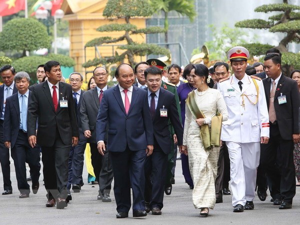 Le Vietnam et le Myanmar publient une declaration commune hinh anh 1