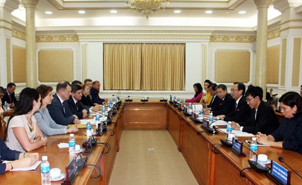 Ho Chi Minh-Ville renforce sa cooperation avec Saint-Petersbourg hinh anh 1