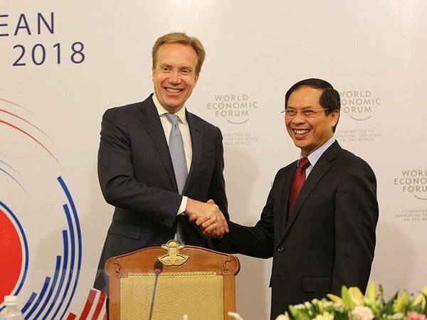 Reunion du Comite d’organisation du WEF sur l’ASEAN 2018 hinh anh 1