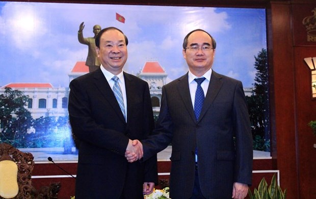 Le responsable de Ho Chi Minh-Ville recoit une delegation du Parti communiste chinois hinh anh 1
