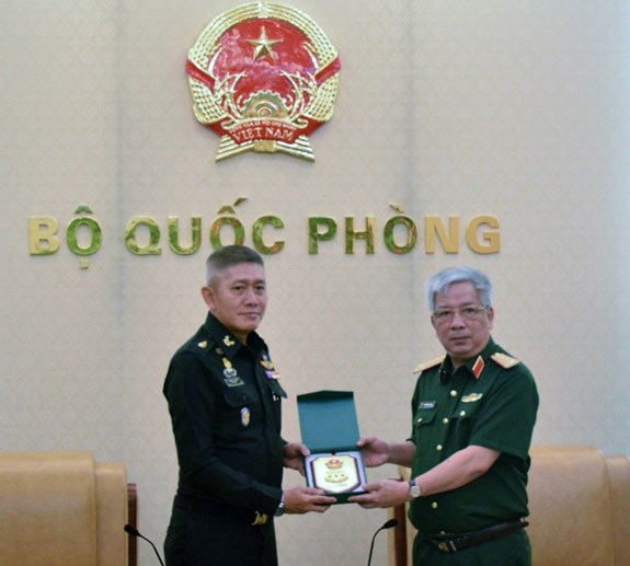 Vietnam et Thailande renforcent leurs relations dans la defense hinh anh 1