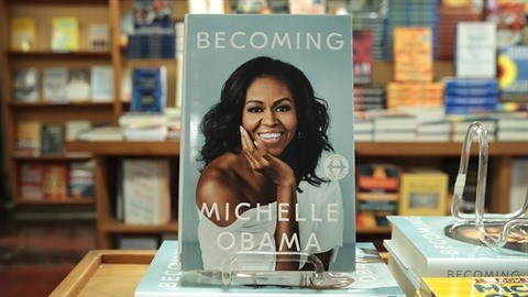 Publication des memoires de Michelle Obama au Vietnam hinh anh 1