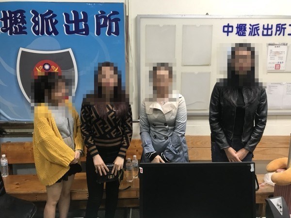 Touristes disparus a Taiwan: retrait de la licence d’une autre compagnie hinh anh 1