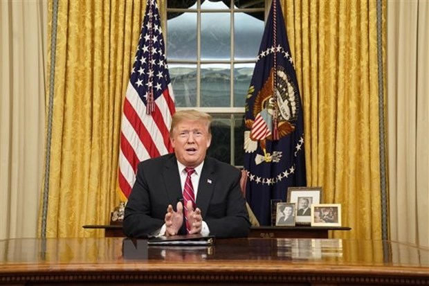 Le president Trump annonce la tenue du sommet Etats-Unis - RDPC a Hanoi hinh anh 1