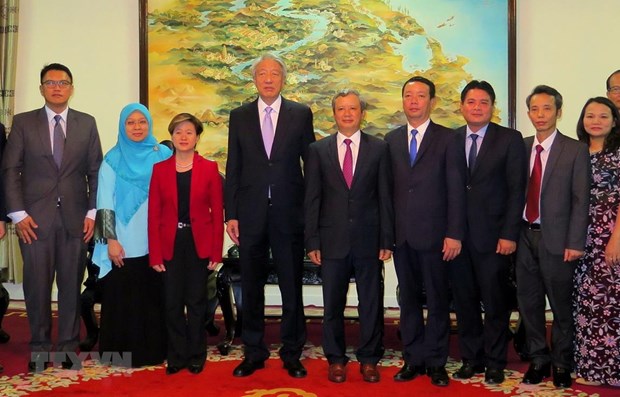 Le vice-PM singapourien Teo Chee Hean en visite a Thua Thien-Hue hinh anh 1