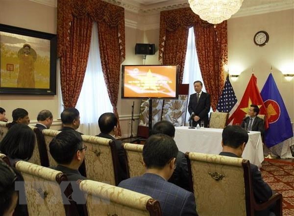 Le ministre To Lam rencontre l’ambassade du Vietnam aux Etats-Unis hinh anh 1