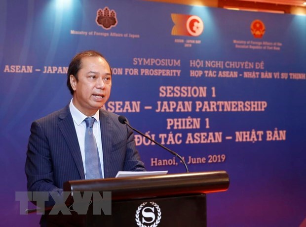 L’ASEAN et le Japon sont des partenaires proches et importants hinh anh 1