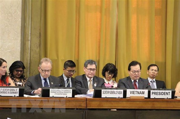 Le Vietnam preside la premiere session pleniere de la Conference du desarmement hinh anh 1