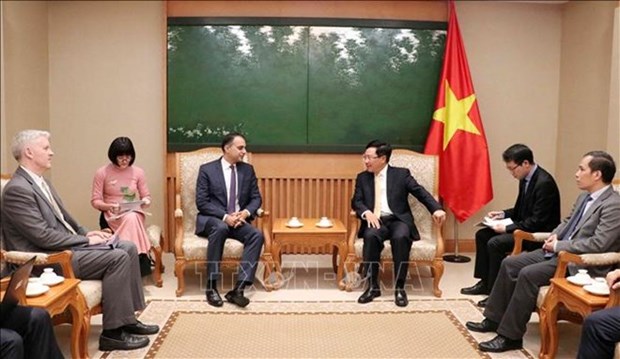 Le Vietnam cherit ses relations avec la BAD, dit le vice-PM Pham Binh Minh hinh anh 1